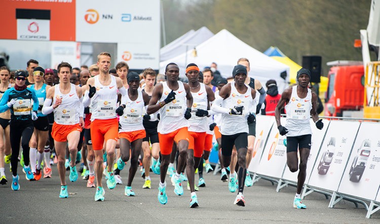 Eliud Kipchoge garante vitória na Mission Marathon, na Holanda